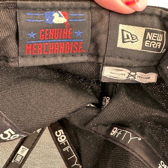 New Era New York Yankee's NLB Baseball Black & White Hat Size 7 1/2 - Picture 8 of 9